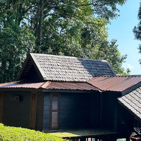 MaliHom Private Estate Balik Pulau Exterior foto