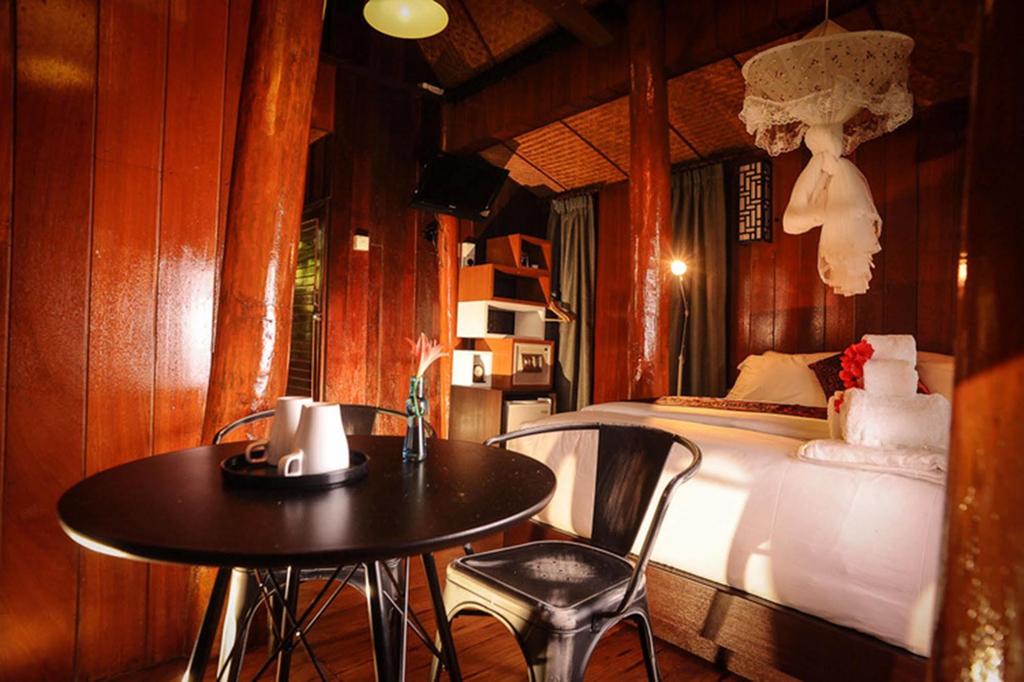 MaliHom Private Estate Balik Pulau Exterior foto